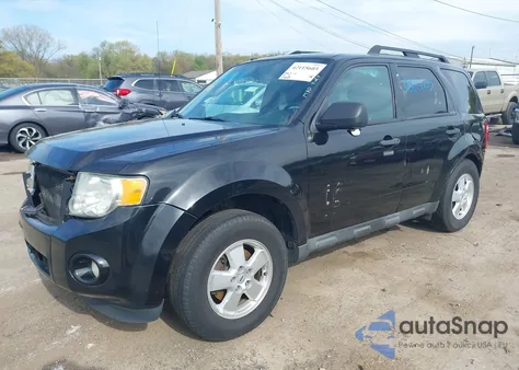 2011 Ford Escape Xlt z USA, uszkodzony, nr VIN 1FMCU0D72BKB74972